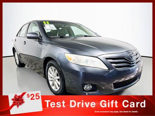 Magnetic Gray Metallic 2011 Toyota Camry XLE