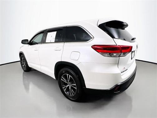 2018 Toyota Highlander LE I4