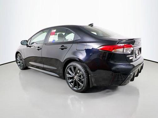 Midnight Black Metallic 2026 Toyota Corolla SE