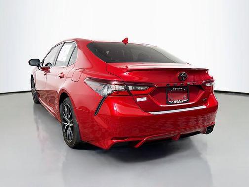Supersonic Red 2023 Toyota Camry SE