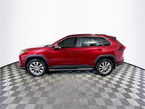 2021 Toyota RAV4 XLE Premium