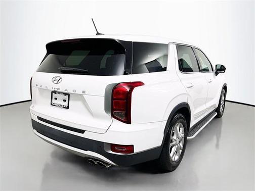 2022 Hyundai PALISADE SE