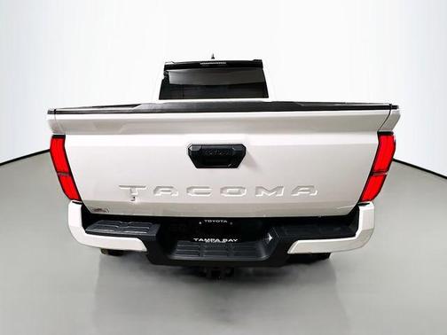 Ice Cap 2025 Toyota Tacoma SR5