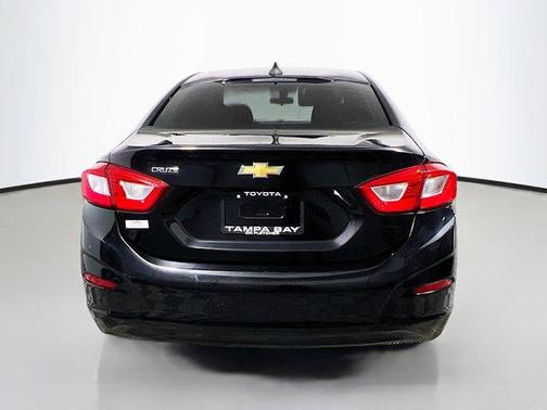 Mosaic Black Metallic 2018 Chevrolet Cruze LS