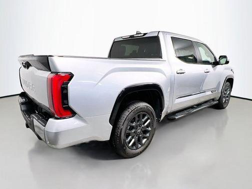 2025 Toyota Tundra Hybrid Platinum