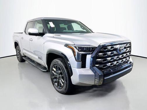 2025 Toyota Tundra Hybrid Platinum