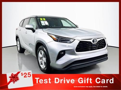 2022 Toyota Highlander LE