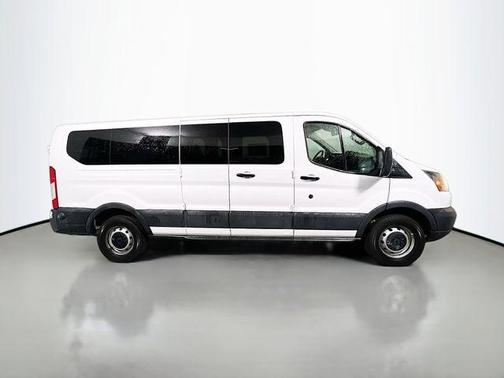 Oxford White 2016 Ford Transit-350 XL