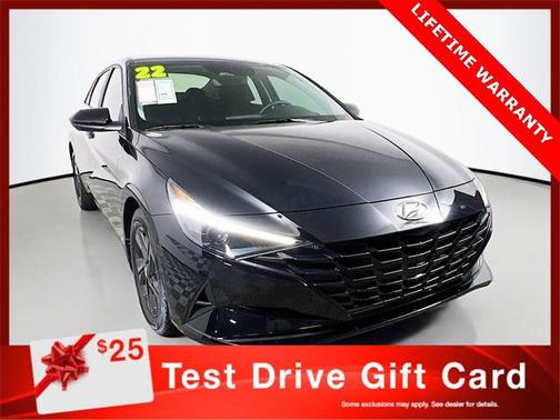 2022 Hyundai ELANTRA SEL