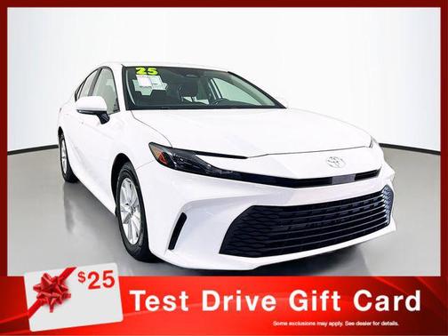 Ice 2025 Toyota Camry LE