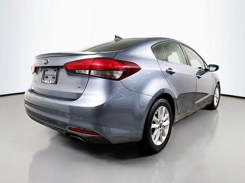 2017 Kia Forte S