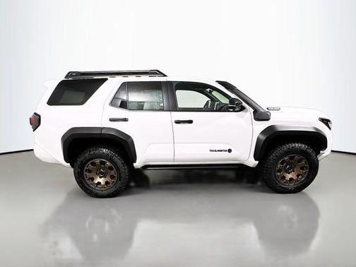 2026 Toyota 4Runner Hybrid Trailhunter
