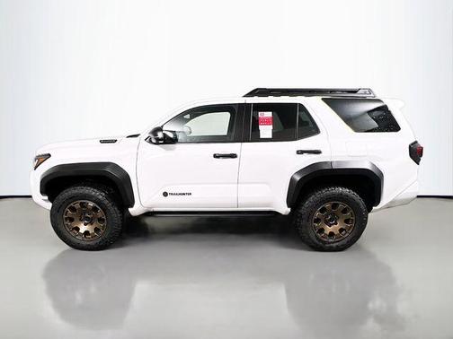 2026 Toyota 4Runner Hybrid Trailhunter