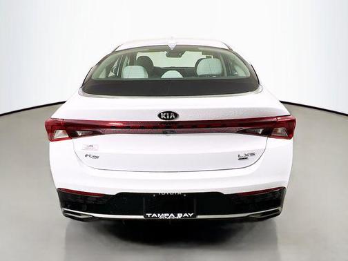 2021 Kia K5 LXS