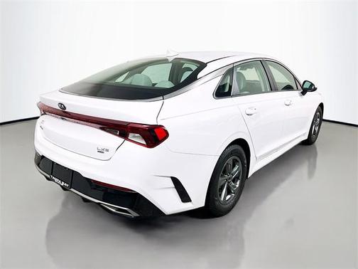 2021 Kia K5 LXS