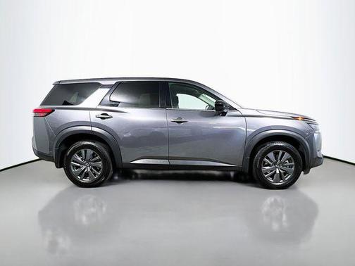 2023 Nissan Pathfinder S 4WD