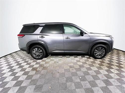2023 Nissan Pathfinder S 4WD