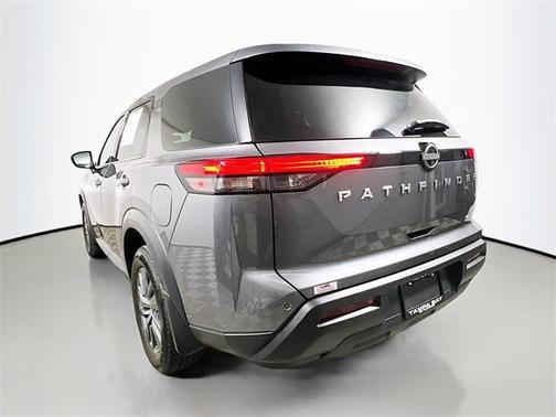 2023 Nissan Pathfinder S 4WD