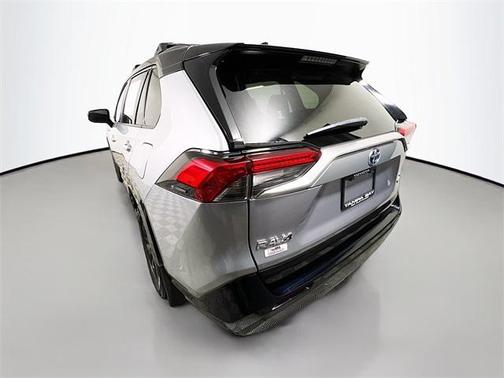 2021 Toyota RAV4 Hybrid SE