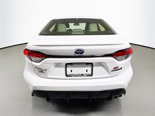 2024 Toyota Corolla Hybrid SE