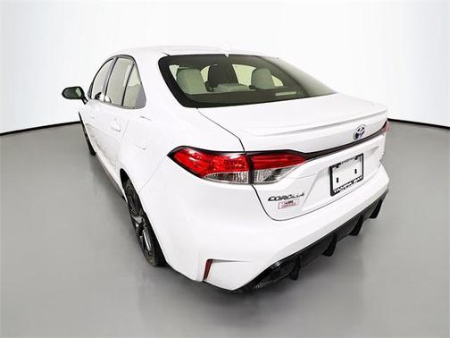 2024 Toyota Corolla Hybrid SE