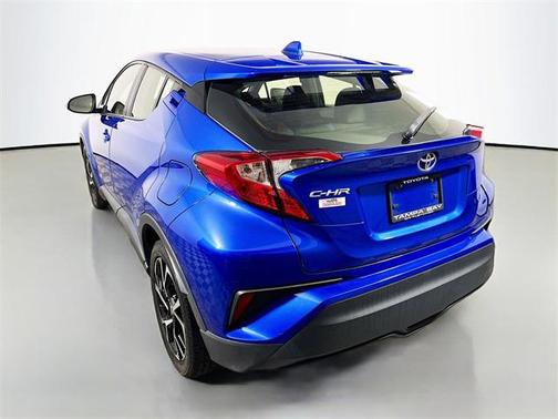 2021 Toyota C-HR XLE