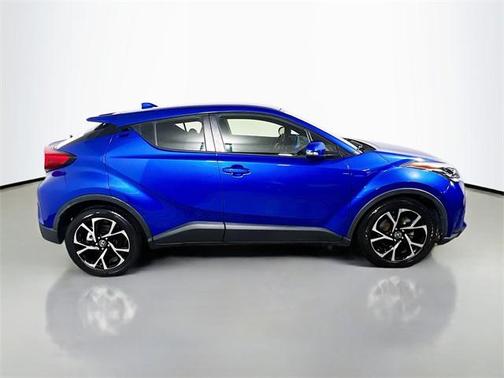 2021 Toyota C-HR XLE