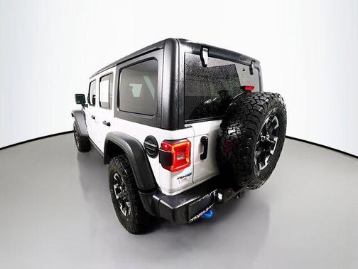 Bright White Clearcoat 2025 Jeep Wrangler 4xe Rubicon
