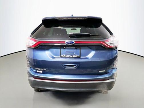 2018 Ford Edge SE
