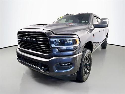 2024 RAM 2500 Laramie Crew Cab 4x4 6'4' Box