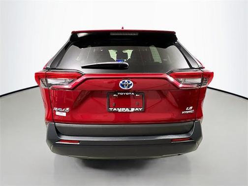2023 Toyota RAV4 Hybrid LE