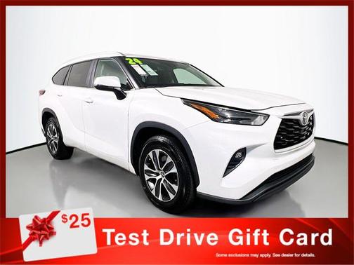 2024 Toyota Highlander XLE