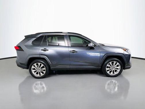 Magnetic Gray Metallic 2021 Toyota RAV4 XLE Premium