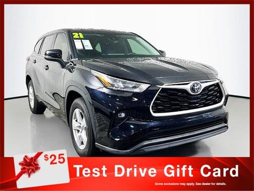 2020 Toyota Highlander LE