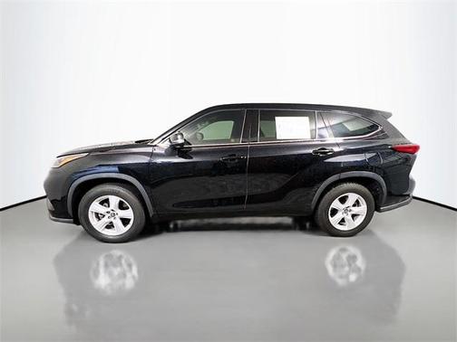 2020 Toyota Highlander LE