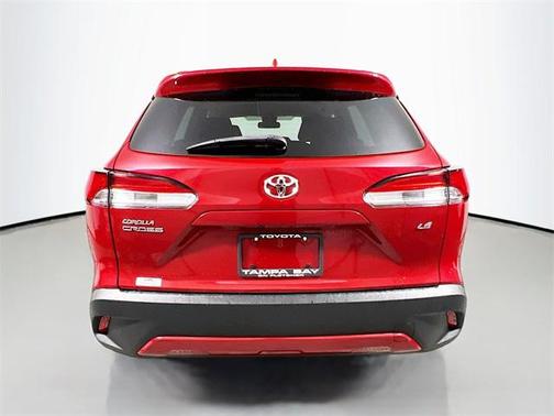 2022 Toyota Corolla Cross LE