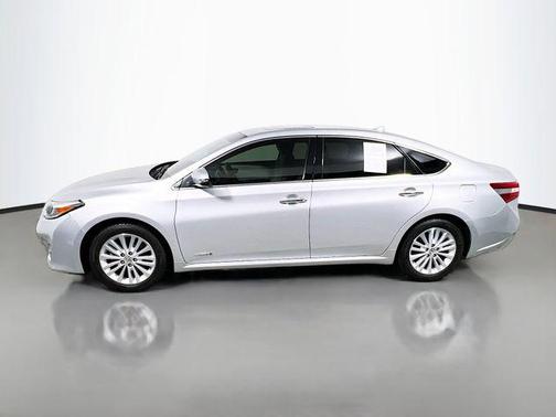 Classic Silver Metallic 2014 Toyota Avalon Hybrid Limited