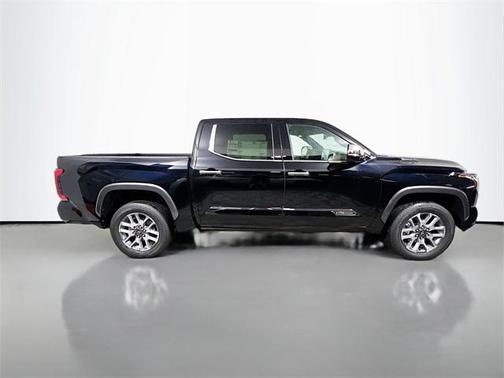 2025 Toyota Tundra Hybrid 1794 Edition