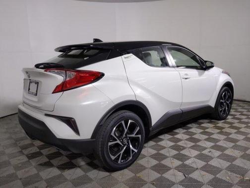 2019 Toyota C-HR XLE