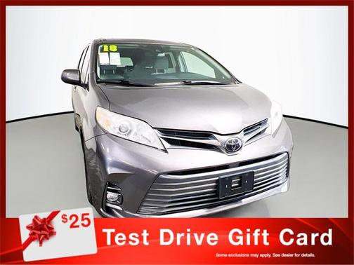 2018 Toyota Sienna XLE