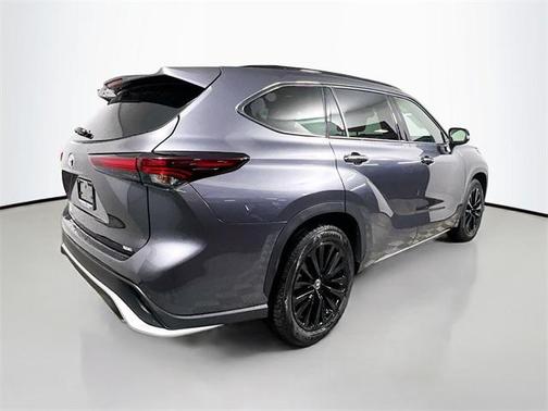 2024 Toyota Highlander XSE