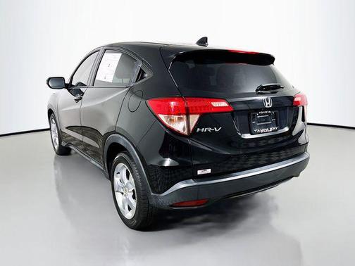 Crystal Black Pearl 2016 Honda HR-V EX