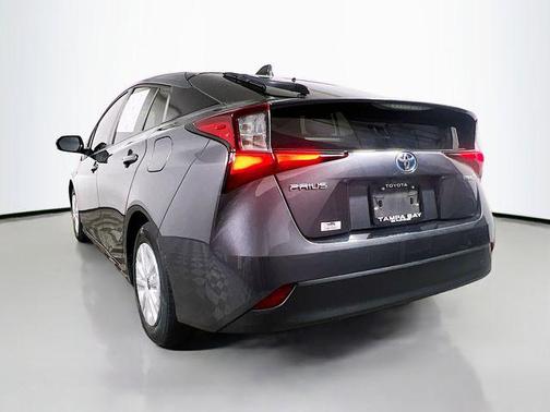 2022 Toyota Prius LE