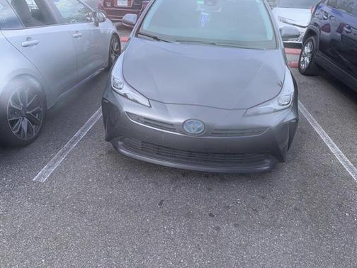 2022 Toyota Prius LE