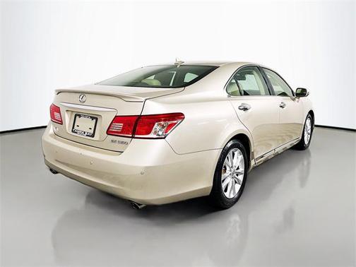 2011 Lexus ES 350 Base