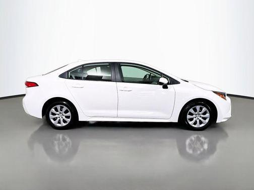 Ice Cap 2023 Toyota Corolla LE
