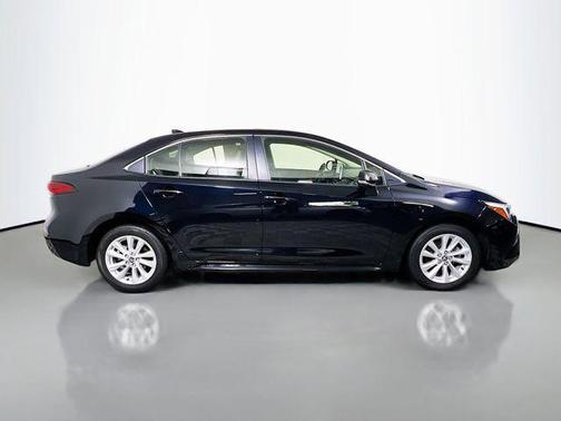 2025 Toyota Corolla Hybrid XLE