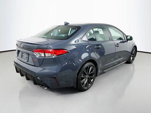 Underground 2025 Toyota Corolla SE