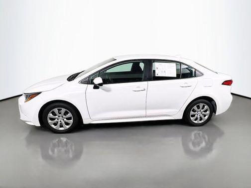 Ice Cap 2024 Toyota Corolla LE