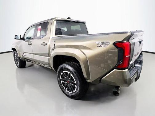 Bronze 2026 Toyota Tacoma TRD Sport